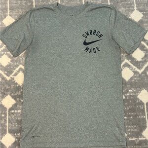 Nike Gray Short Sleeve Tee